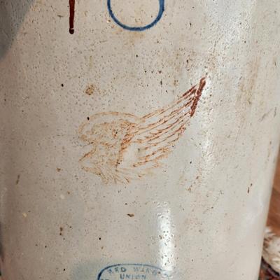 Antique Solid Red Wing Union Stoneware 8 Gallon Crock w Handles