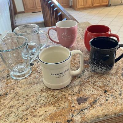 Lot 90 six coffee cups (2 anchor hocking)