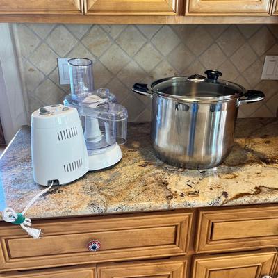 Lot 92 food processor and canning pot (broken handle on pot lid)