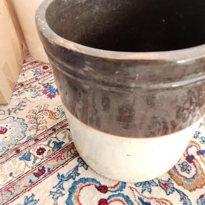 Vintage Brown White 6 Gallon Stoneware Crock