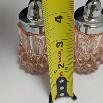 Vintage Indiana Glass Diamond Point Salt & Pepper Shakers #27 (DR)