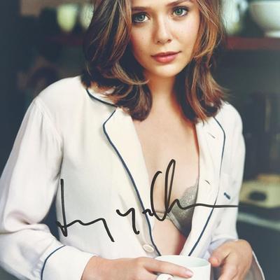 Elizabeth Olsen signed photo