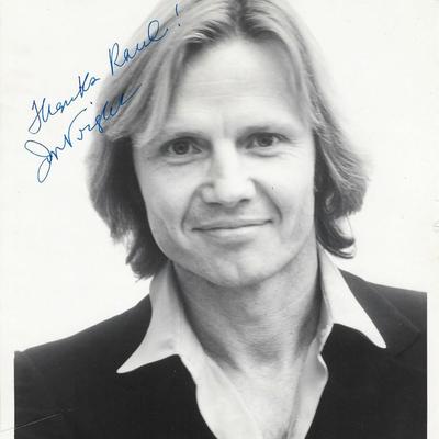 Jon Voight signed photo