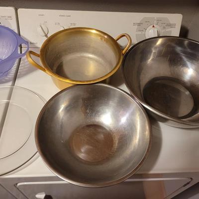 Mixing bowls, tray, colander, big pot