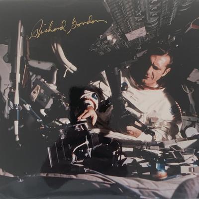 Astronaut Richard Gordon signed photo. GFA Authenticated
