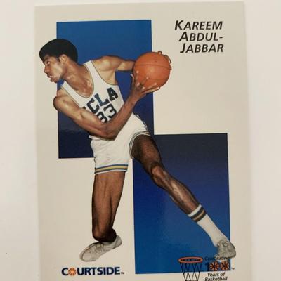 Kareem Abdul-Jabbar Courtside Basketball Card