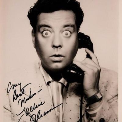 Jackie Gleason signed portrait photo 
