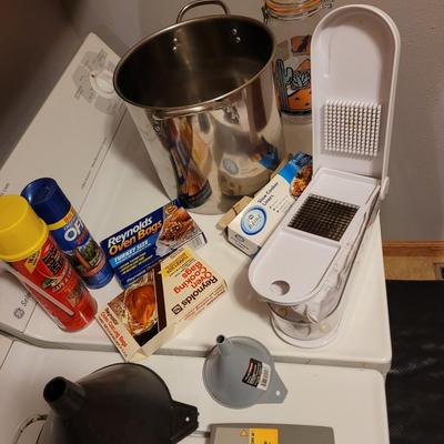 Stockpot, studfinder, funnels, magic chopper