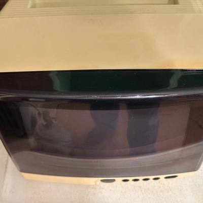 Magnavox Vintage Television with Remote