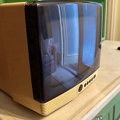 Magnavox Vintage Television with Remote