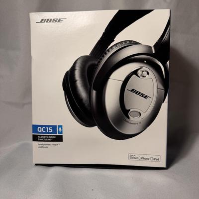 Bose Acoustic Noise Cancelling Headphones - NIB (BD-DZ)