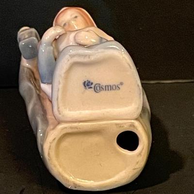 LOT::4 Carved Olive Wood Nativity Set, Nativity Scene Creche, Porcelain Holy Family Figurine and Santa holding a child by Josef