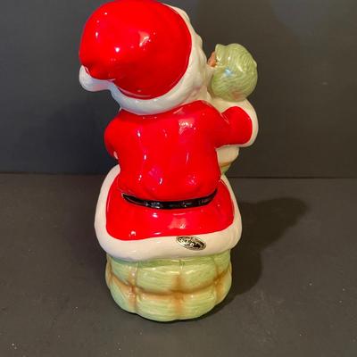 LOT::4 Carved Olive Wood Nativity Set, Nativity Scene Creche, Porcelain Holy Family Figurine and Santa holding a child by Josef