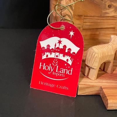 LOT::4 Carved Olive Wood Nativity Set, Nativity Scene Creche, Porcelain Holy Family Figurine and Santa holding a child by Josef