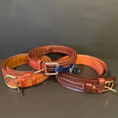 LOT:: 10. Large Assortment of Men’s Leather Belts (Sizes XL and 40-44) and Mustache Grooming Set