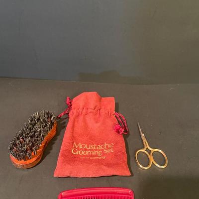 LOT:: 10. Large Assortment of Men’s Leather Belts (Sizes XL and 40-44) and Mustache Grooming Set