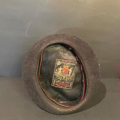 LOT::13 . Black Wool Berets by Mariquina and Elosequi with Red Cashmere Blend Scarf (Made in Scotland)