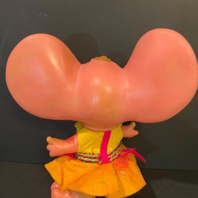 LOT::15 Comical Mouse and Troll and a Variety of Felt Banners