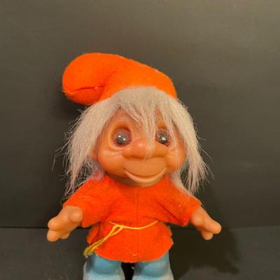 LOT::15 Comical Mouse and Troll and a Variety of Felt Banners