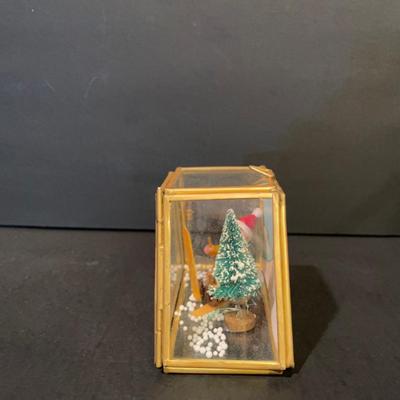 LOT::17 . Smoking Talisman Soldier, Charming Miniature Winter Scene Dioramas, and Musical Manager Scene