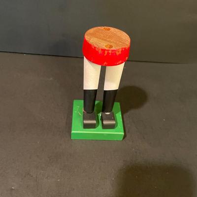 LOT::17 . Smoking Talisman Soldier, Charming Miniature Winter Scene Dioramas, and Musical Manager Scene