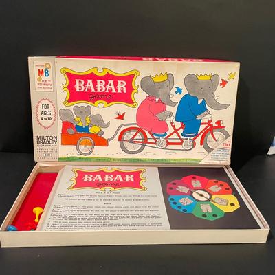 LOT::19 Adorable Array of Raggedy Ann and Andy Mementos Including Party Decorations and Invitations, Commemorative Jewelry, Bed Linens,...