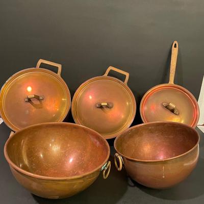 LOT::20 . Copper Cookware (8 pc set), Pair of Mixing Bowls and 3 Saucepans with Lids