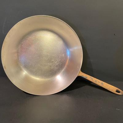 LOT 21: Copper Teapot, Large Hammered Copper Ladle, and Miscellaneous Copper Cookware (3 pc)