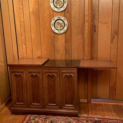 LOT 28: Vintage/Mid Century Flip Top Dry Bar/ Buffett with 3 Drawers