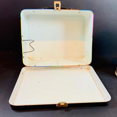 LOT 32: Come On Get Happy - It a Partridge Family Lunch Box with Thermos