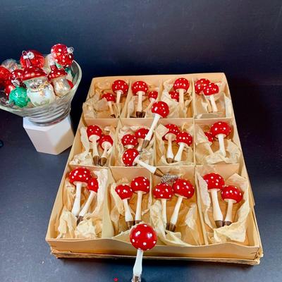 LOT 33: Vintage Glass Mushrooms Clip on Ornaments and Miniature Blown Glass Mushroom Ornaments
