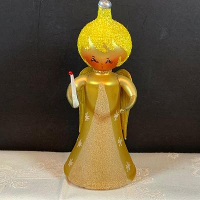 LOT:37: Collection of DeCarlini Blown Glass Ornaments Including Le Befana, Astropup, Mouse, Dutch Girl, soldier, Bird Angel, and Pierrot
