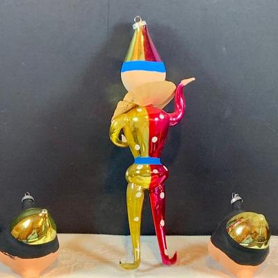 LOT 38: Hand Blown Glass Ornaments by Soffierian De Carlini Including Mighty Mouse, Squirrel, Pinocchio, Topo Gigio and Harlequin