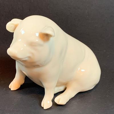 LOT:39: Luck of the Irish Collection Featuring Belleek Pig, Royal Tara, Annalee Leprechaun, and More