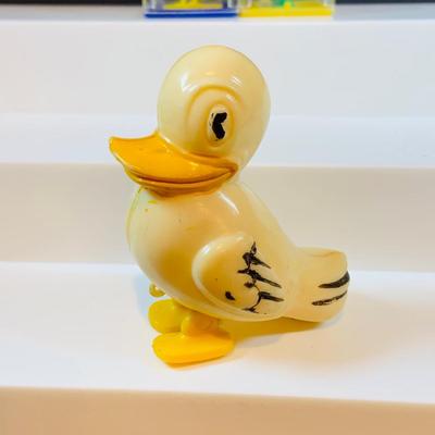 LOT 40: Collection of Vintage Plastic Walking Toys Including Donald Duck, Popeye, Jiminy Cricket, Pluto and More Vintage Toys