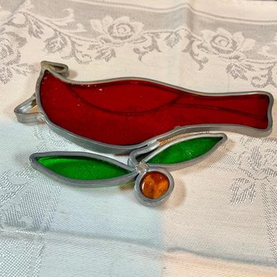 LOT46: Assortment of 6 Stain Glass Sun-catchers