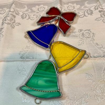 LOT46: Assortment of 6 Stain Glass Sun-catchers