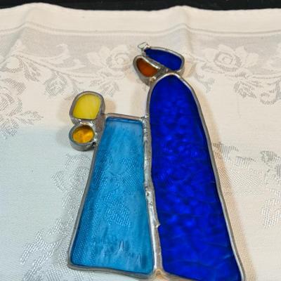 LOT46: Assortment of 6 Stain Glass Sun-catchers
