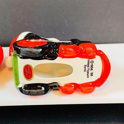 LOT 50: Vintage Charlie Brown/ Peanuts 1966 Figurines/Ornaments Including Snoopy, Lucy Linus, Schroeder Woodstock and More