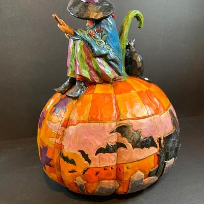 LOT 53: Jim Shore Halloween Witch on a Pumpkin " An Eerie Eve Awaits" Figurine and Holloween Candle Sticks and Toppers