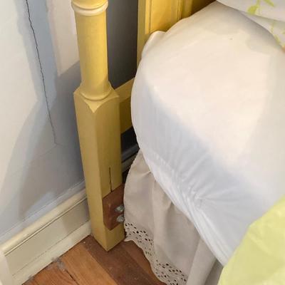 LOT 55: Vintage Six Piece Painted Wood with Micarta Laminate Top Bedroom Set and Table Lamp