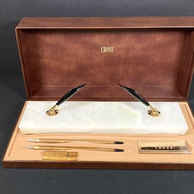 LOT 78: Pedrara Onyx Cross Pen Desk Set - (New in Original Box) #5203