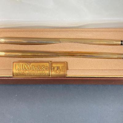 LOT 78: Pedrara Onyx Cross Pen Desk Set - (New in Original Box) #5203