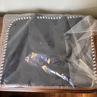 LOT:83: Large Assortment of Bags, Totes Make-up Cases and More