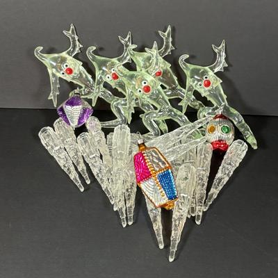 LOT 89: Set of 5 MCM "Icy the Icicle Man" Lucite/Acrylic Ornament Designed by George Fusek and a Group of Icicle Light Covers...