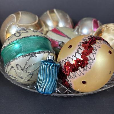 LOT 90: De Carlini Clown Christmas Ornament and Other Glass Bulbs and Ornaments