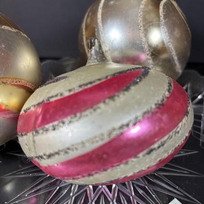 LOT 90: De Carlini Clown Christmas Ornament and Other Glass Bulbs and Ornaments