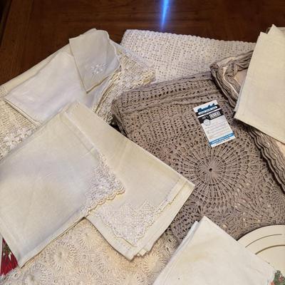 LOT 92: Assortment of Lacy ,Embroidered and Holiday Table Linens and More