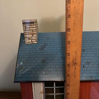 LOT:101: Vintage Tin Marx Doll House with Plastic MCM Doll Furniture