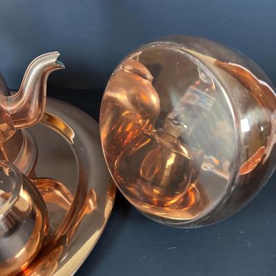 LOT 103: Copper Tea Kettles/Pots, a Creamer and Sugar Bowl and Wall/Jello Mold
